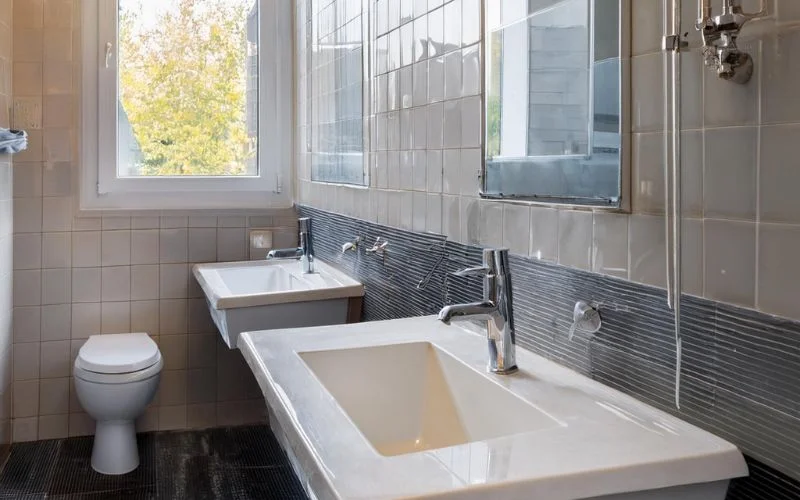 17. Renoverat WC inkl kaklin